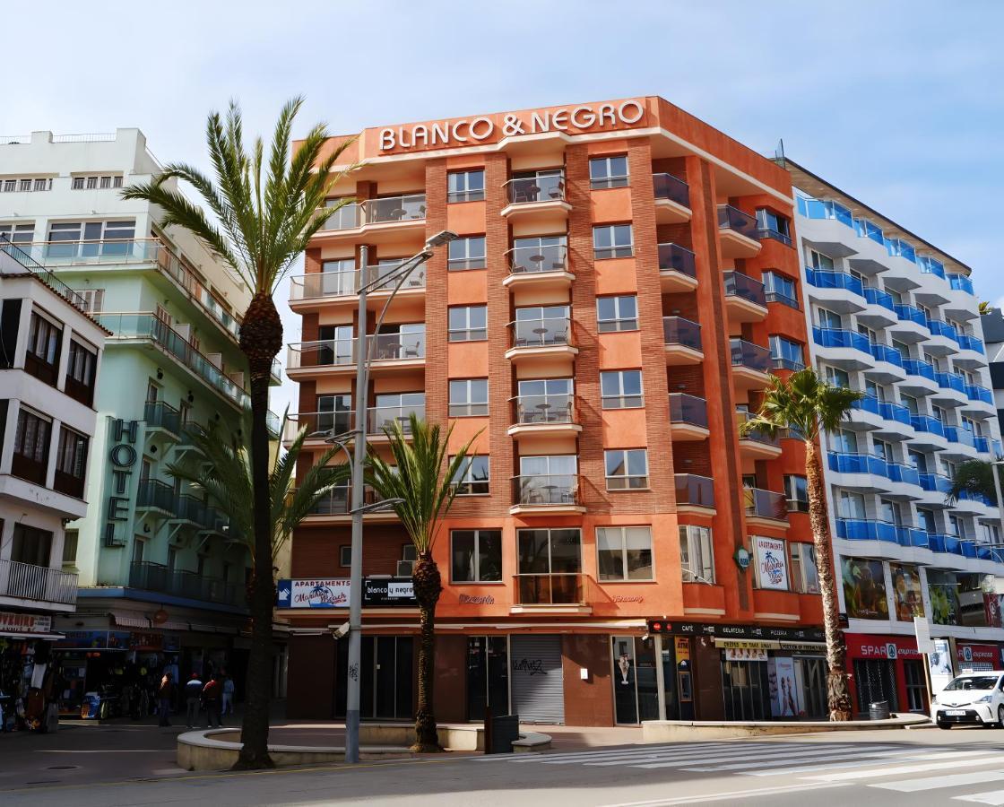 Marina Beach Apartaments Lloret de Mar Eksteriør billede